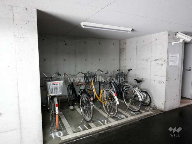 駐輪場