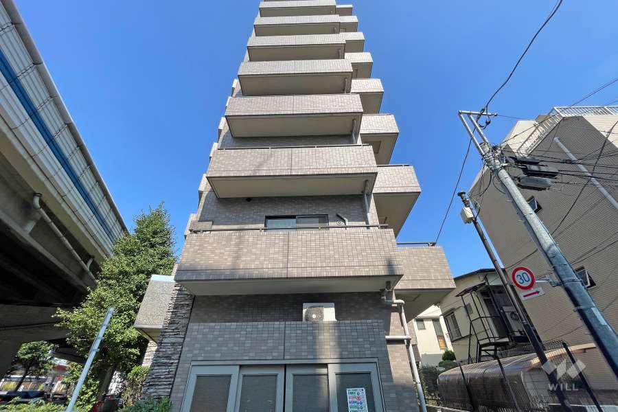 ガラシティ駒沢大学の外観（西側から）