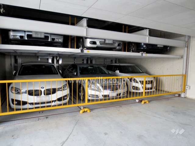 敷地内駐車場（屋内機械式）