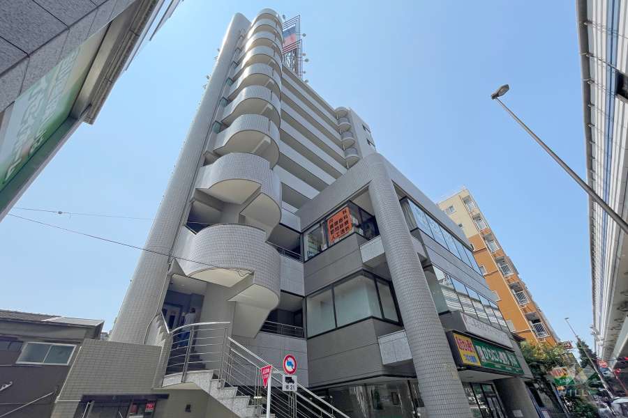 アーバネスト駒沢の外観(北東側から)