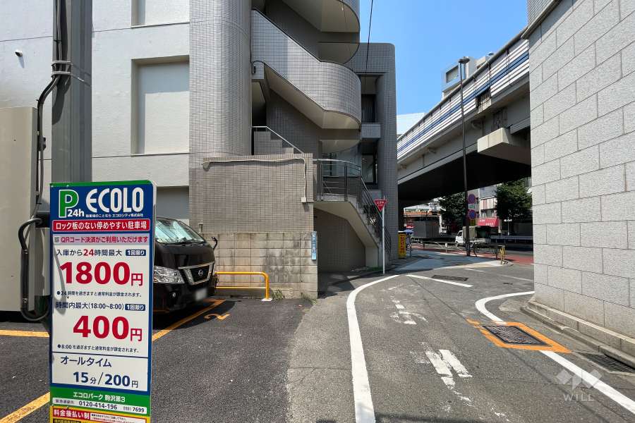 敷地北東側の前面道路