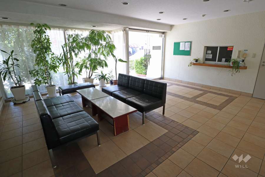 エントランスホール