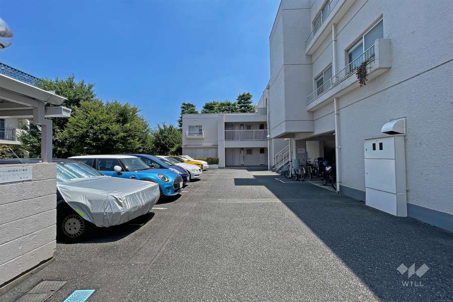 敷地内駐車場（屋外平面式）