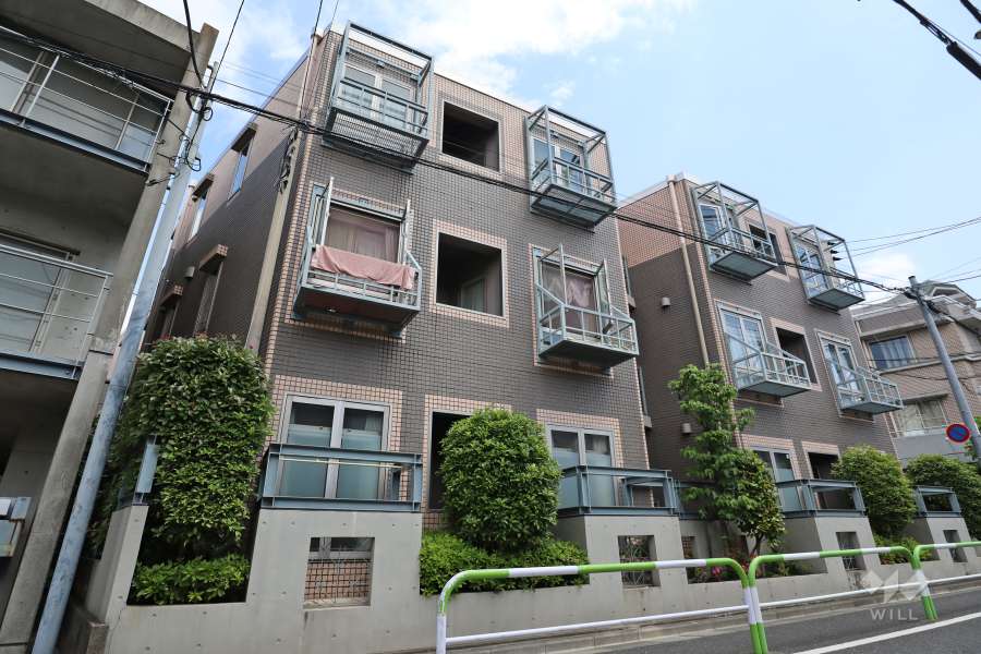 ベルビュー駒沢の外観（南西側から）