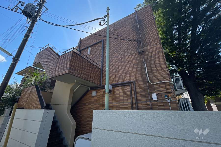 スカイコート駒沢の外観（北西側から）