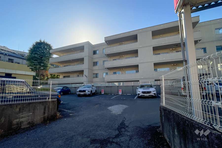 ベリスタ駒沢の外観（北東側から）