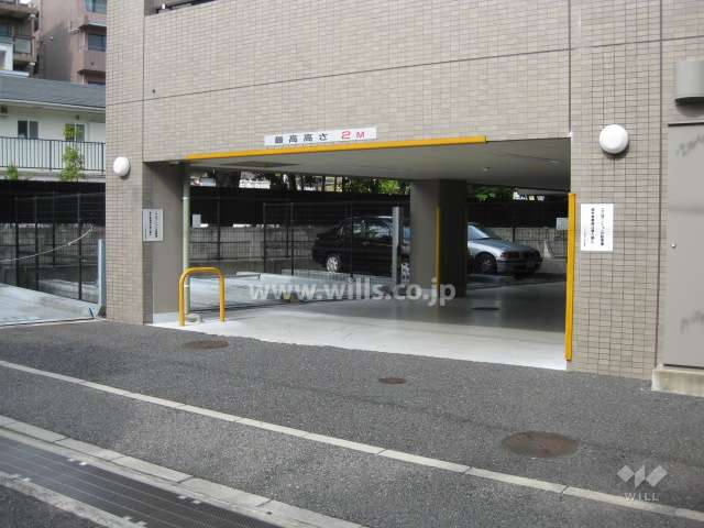 駐車場入り口