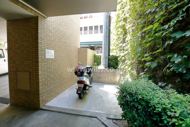 バイク置場