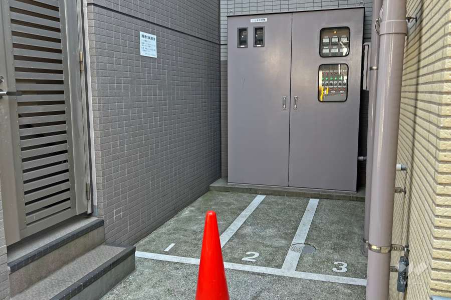 原動機付自転車置き場