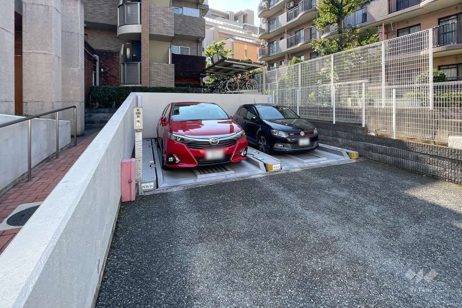 敷地内駐車場（屋外機械式）