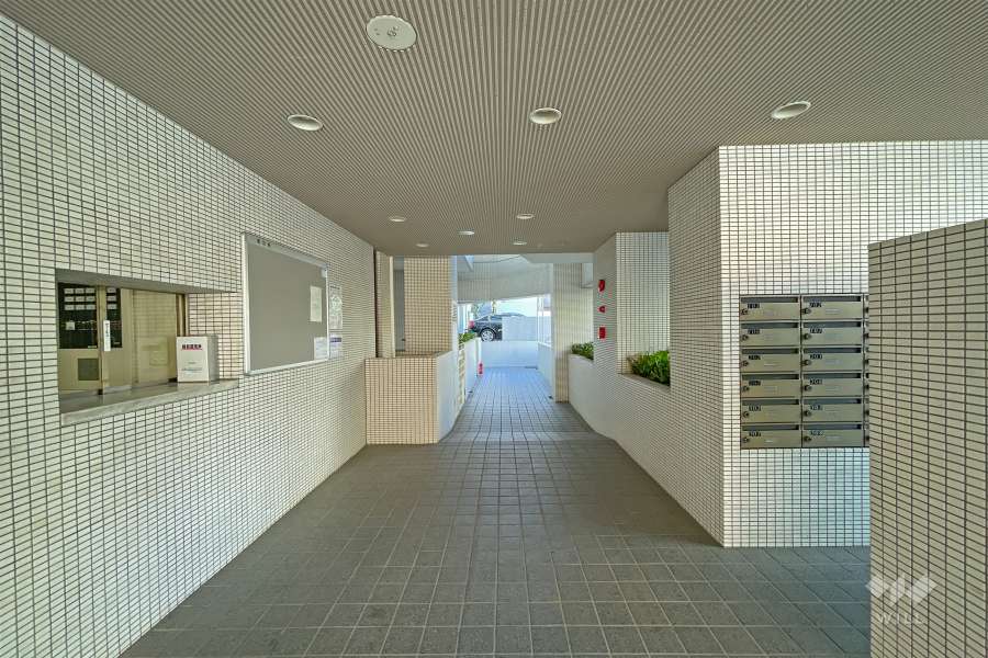 エントランス内