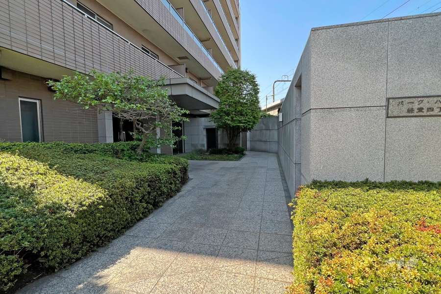 エントランスアプローチ