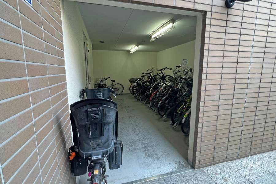 駐輪場