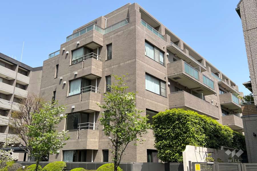 経堂パークマンションの外観(南西側から)　