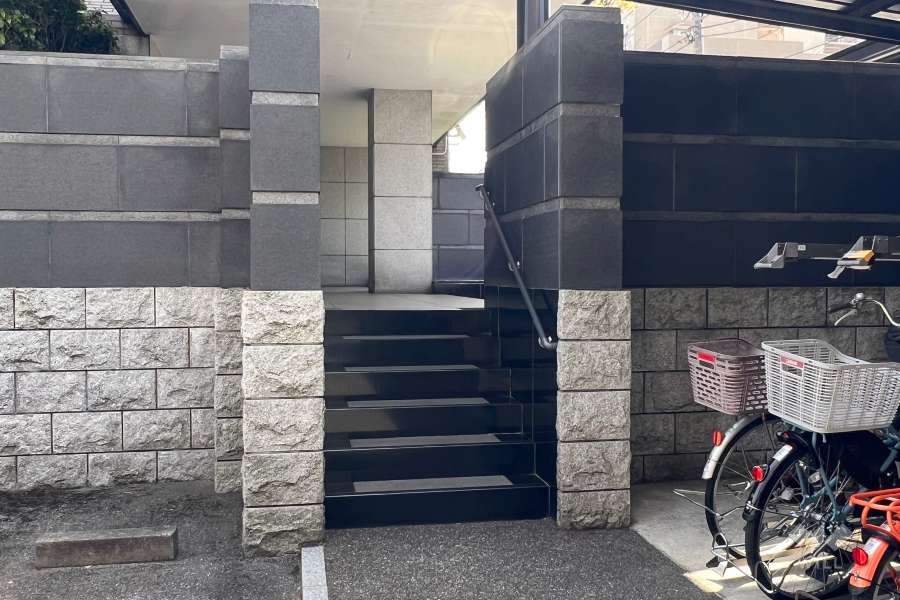 駐車場・駐輪場の出入り口　