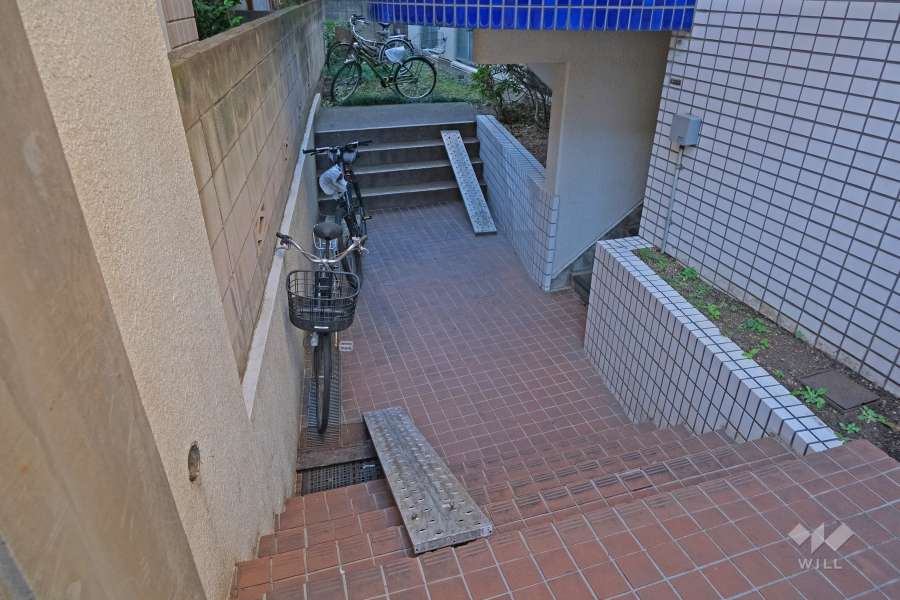 エントランスアプローチ