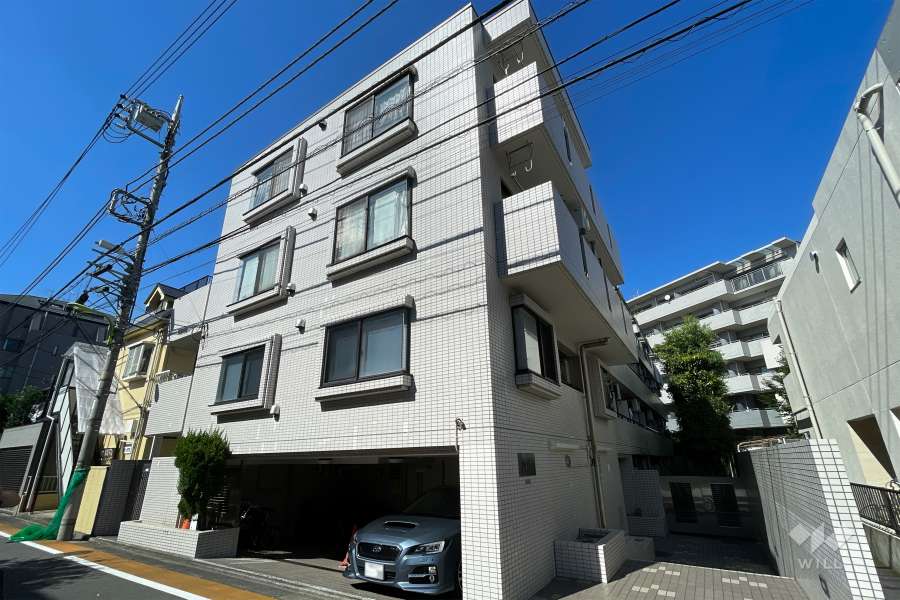 桜新町アムフラットの外観（南側から）