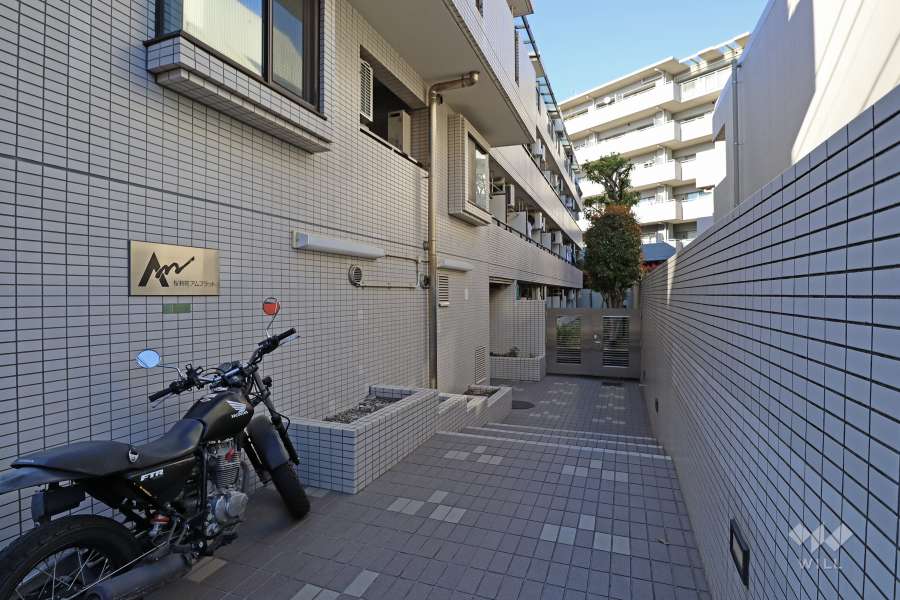 エントランスアプローチ