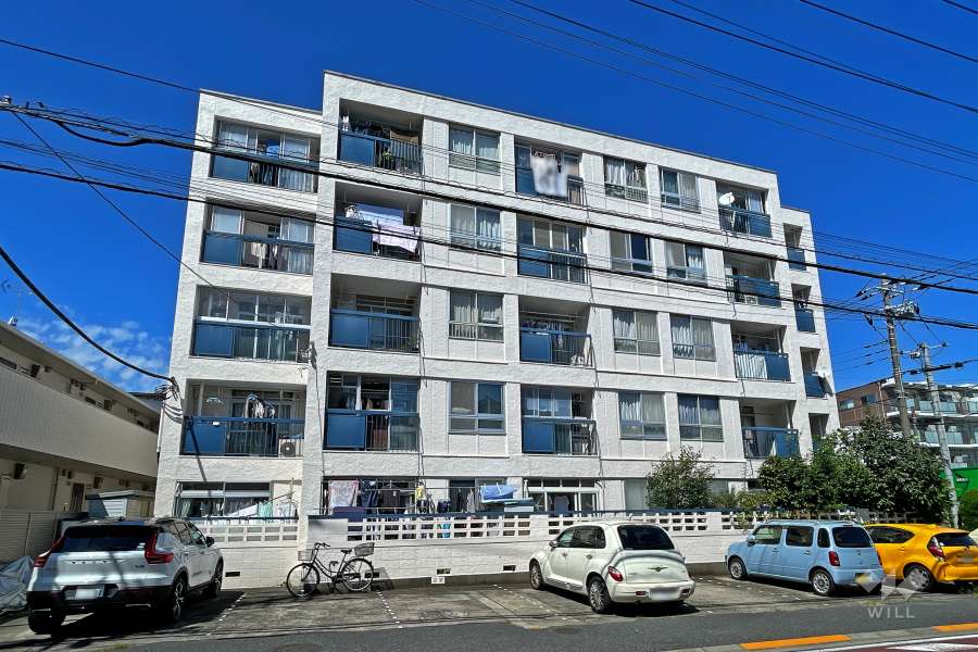 弦巻コーポラスの外観（南西側から）