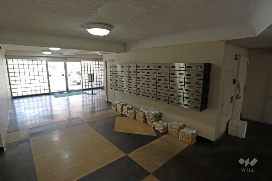 エントランスホール