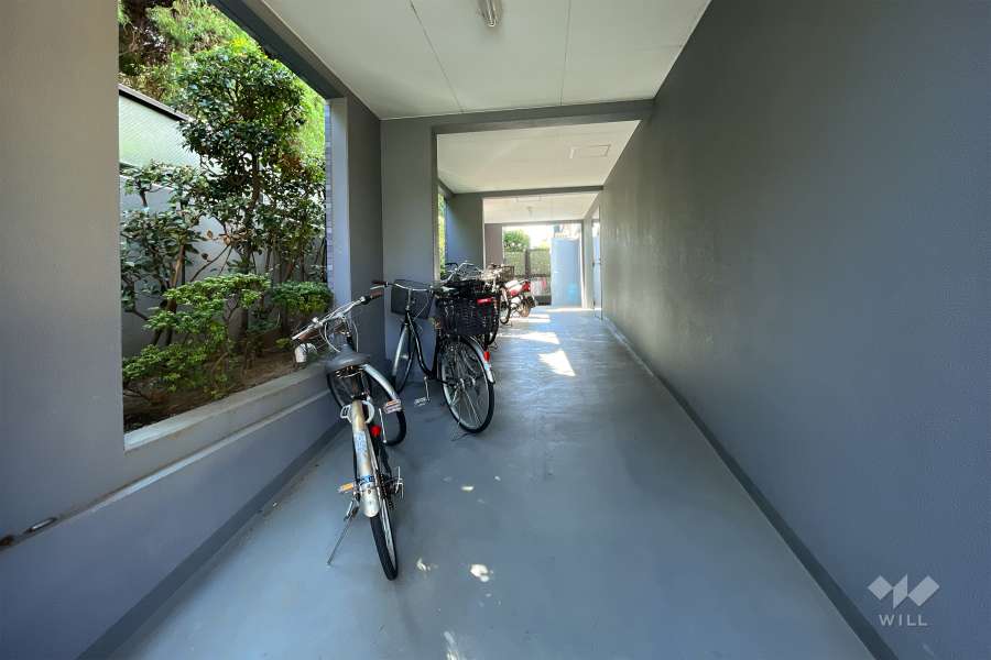 駐輪場、バイク置場