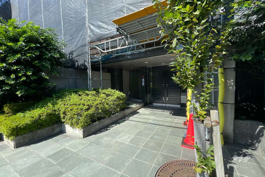 エントランス※2022年10月現在、大規模修繕工事中
