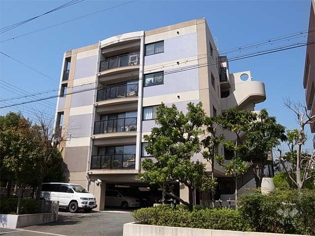 ベル・アーバニティ芦屋の外観（南側から）
