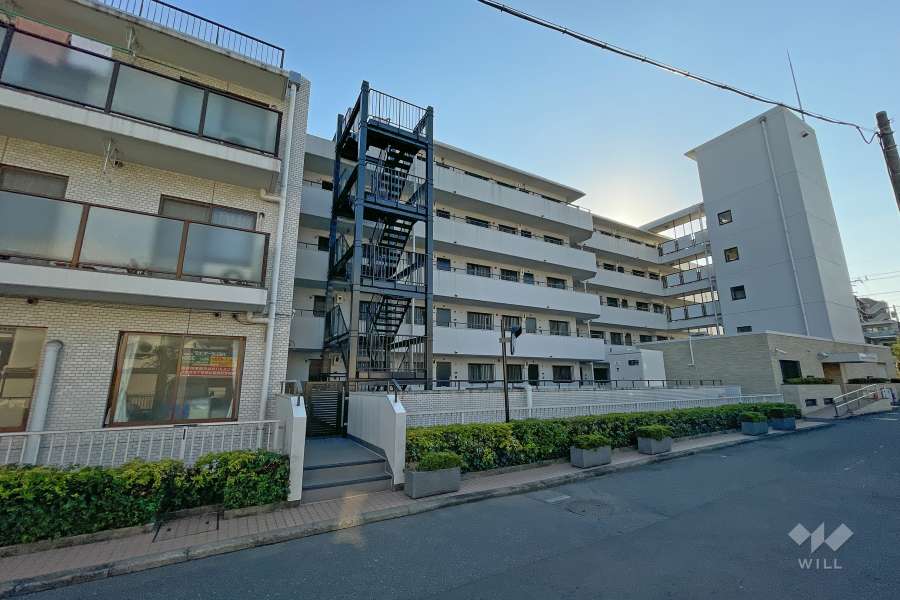 クレール弦巻の外観（北側から）