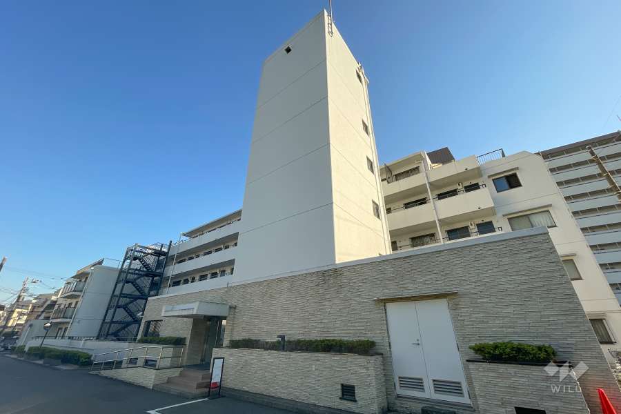 クレール弦巻の外観（北西側から）