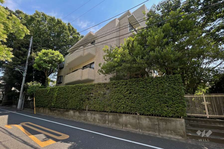 エスパシオ弦巻の外観（西側から）