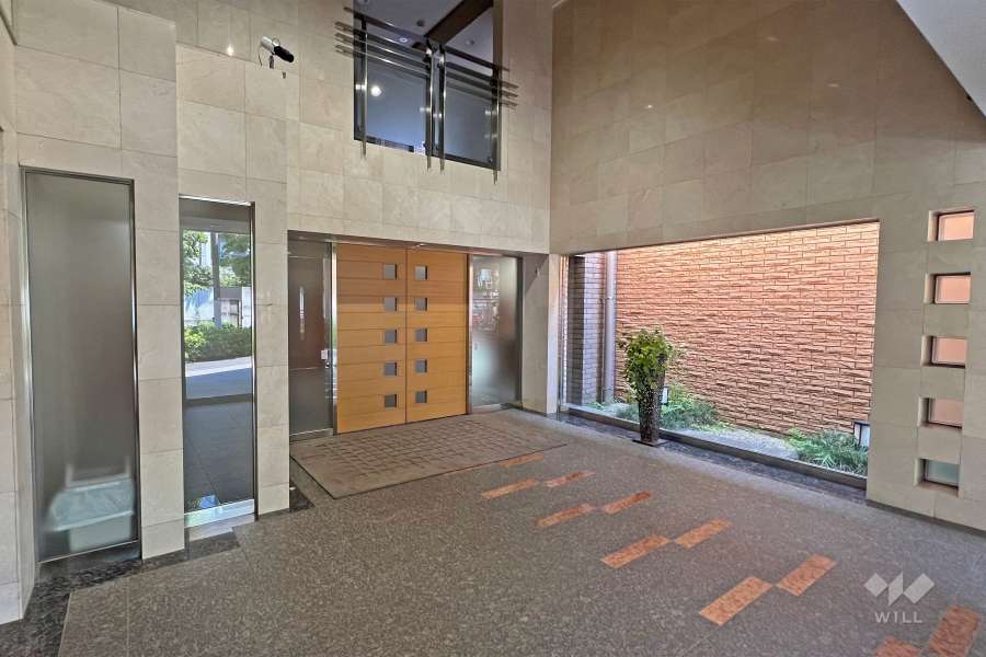 エントランスホール