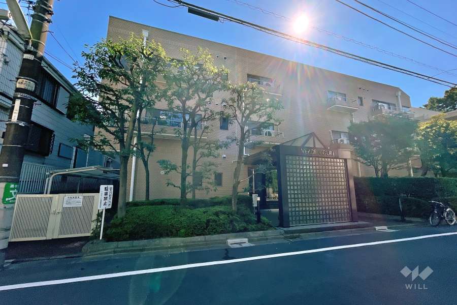 ヴェルデコート弦巻の外観（北東側から）