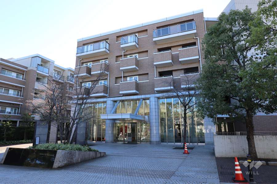 パークシティ弦巻コートフロントレジデンスの外観(北側から)