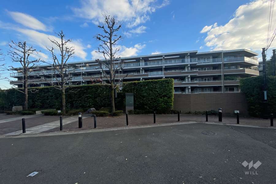 パークシティ弦巻コートフロントレジデンスの外観（北西側から）