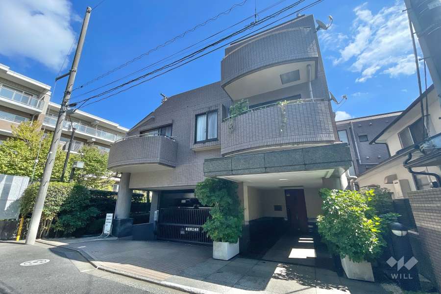 クラッシィハウス弦巻の外観（南西側から）