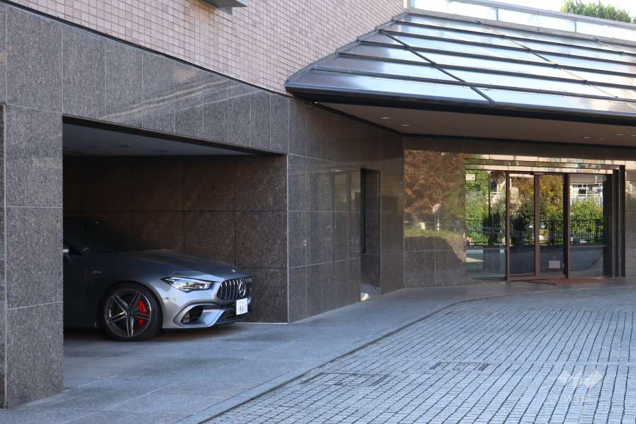 敷地内駐車場（屋内平面式）