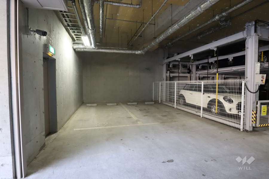 敷地内駐車場（屋内平面式）