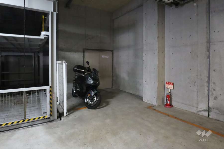バイク置場