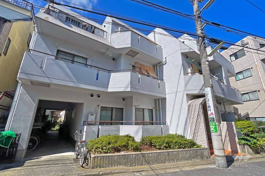サンビュウ豪徳寺の外観（南側から）