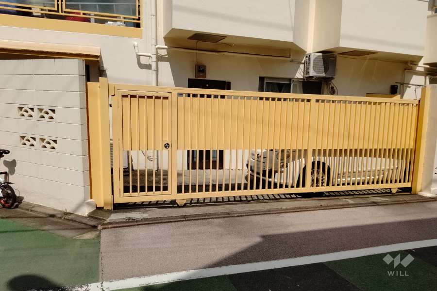 敷地内駐車場（屋外平面式）