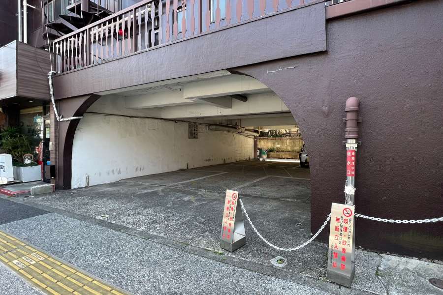 敷地内駐車場(屋内平面式)