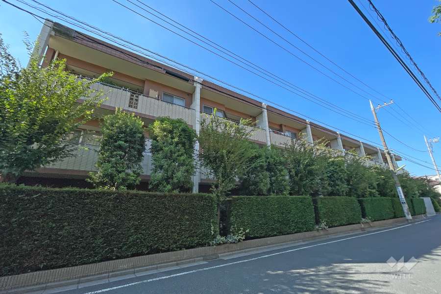 アルソレア馬事公苑の外観（南東側から）