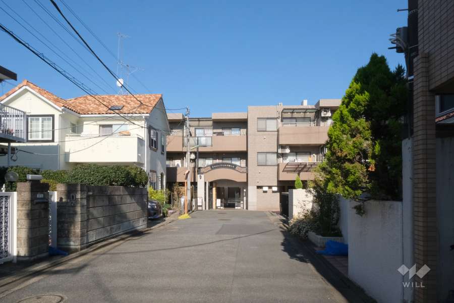 エクセルシオール馬事公苑の遠景