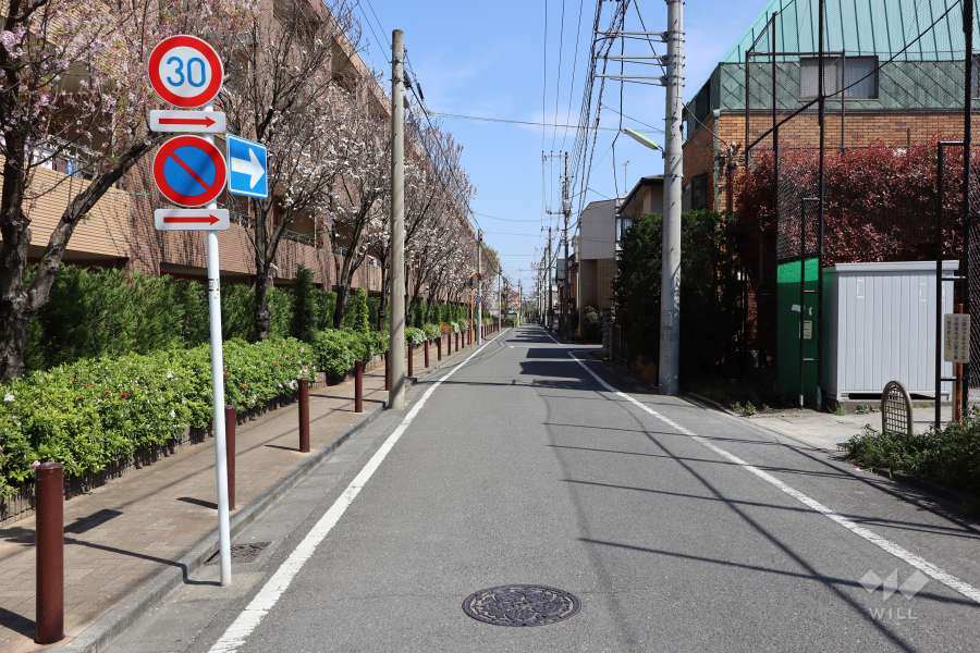 敷地南側前面道路