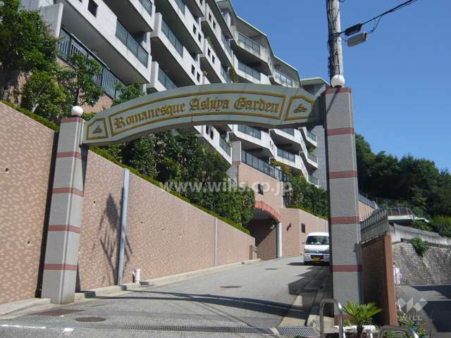 エントランスアプローチ