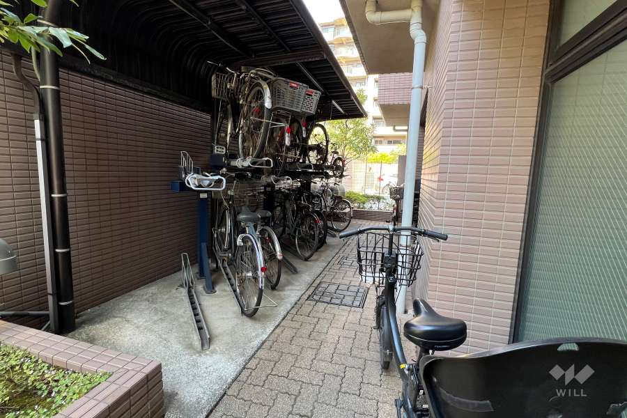 駐輪場（屋根付き）