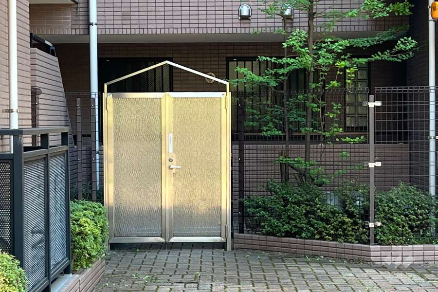 北側の住戸入口