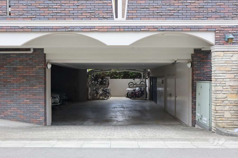 駐車場・駐輪場の出入り口