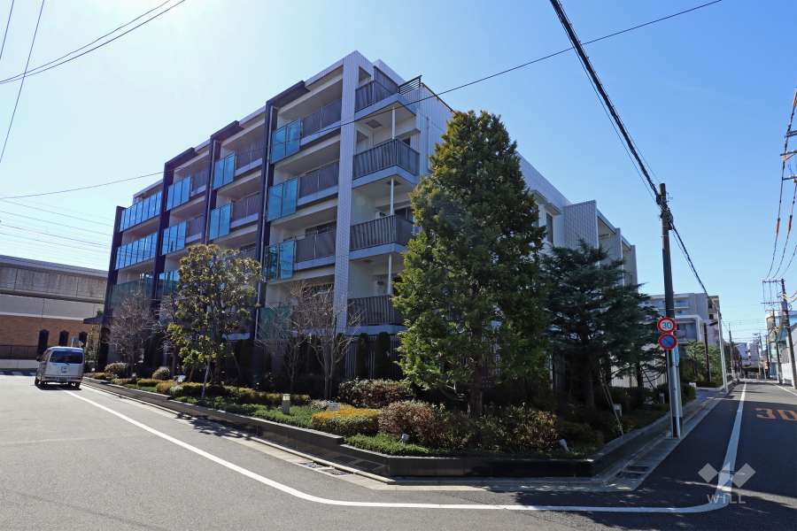 シティハウス世田谷桜丘の外観(北東側から)