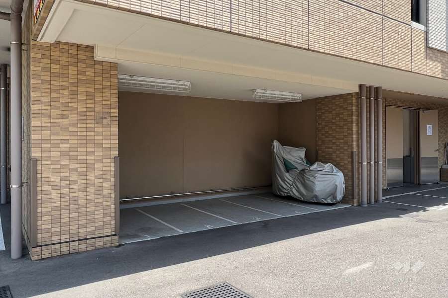 バイク置き場